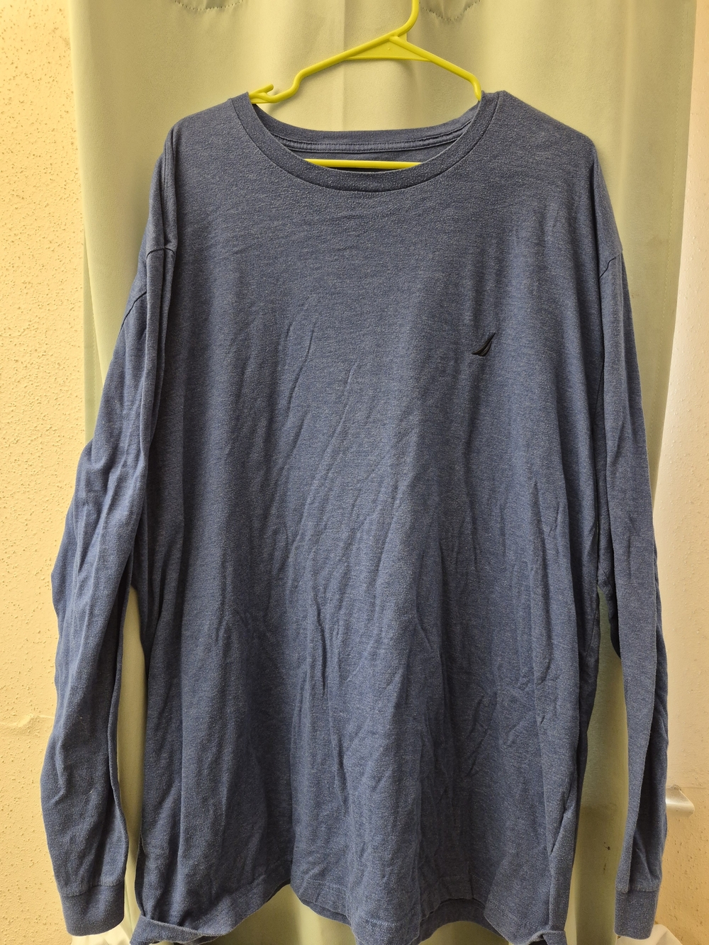 Nautica Men's Long-Sleeve Crewneck Shirt in Heather Blue